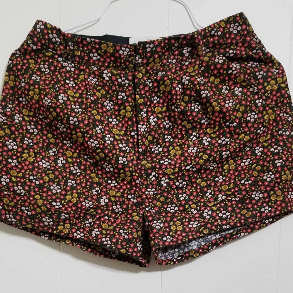 Sans Souci Floral Patten Shots